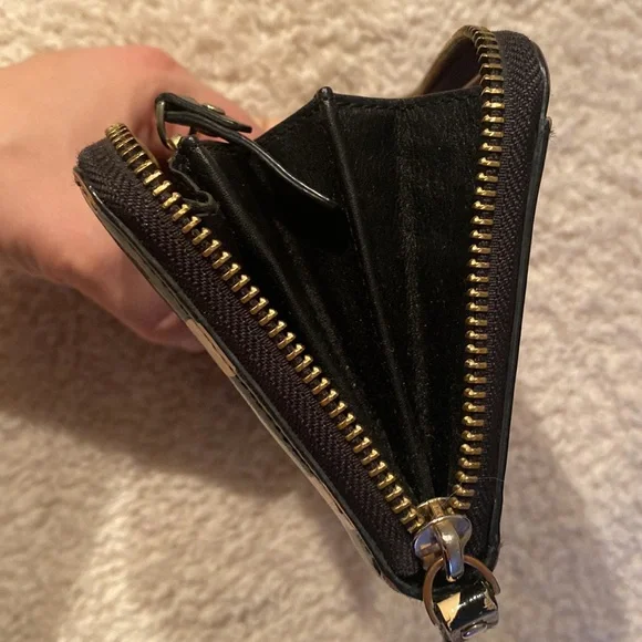 Kate Spade Wallet - Picture 6 of 6